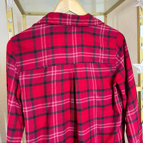 Ahh- mazingly Soft Boyfriend Fit Flannel in Classic Red - Picture 4 of 5